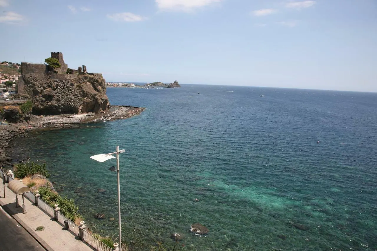 Casa Vitale Aci Castello